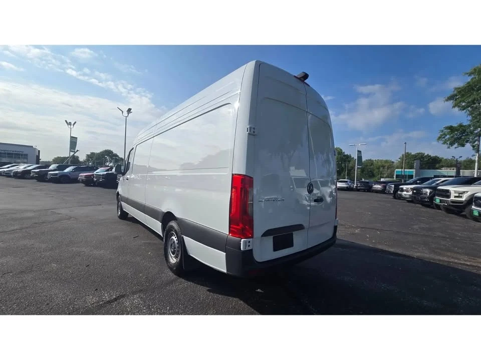 2025 Mercedes-Benz VS30 Sprinter - Image 3 of 20