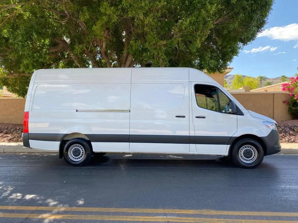 2025 Mercedes-Benz VS30 Sprinter - Image 6 of 20