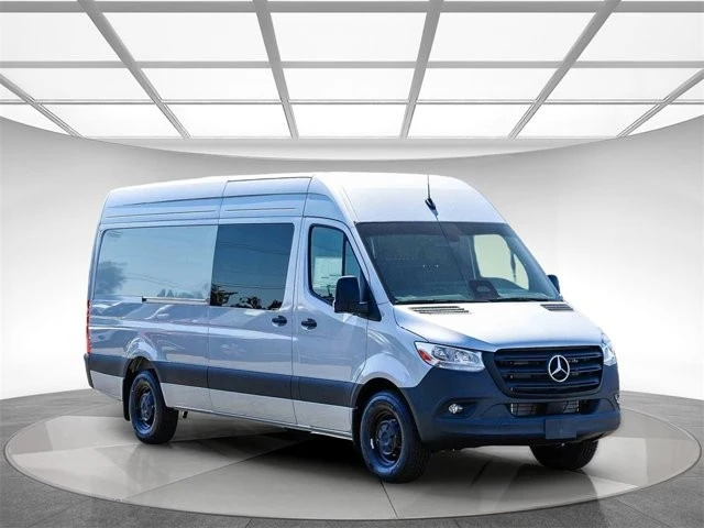 2025 Mercedes-Benz VS30 Sprinter - Image 5 of 12