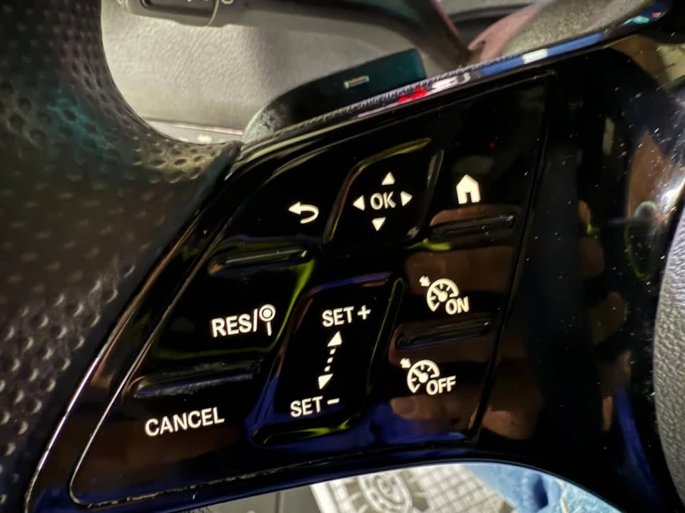 2025 Mercedes-Benz VS30 Sprinter - Image 14 of 15