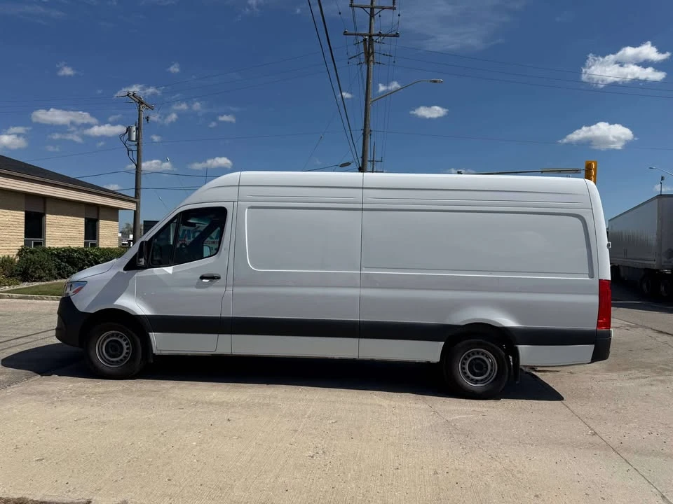2025 Mercedes-Benz VS30 Sprinter - Image 11 of 20