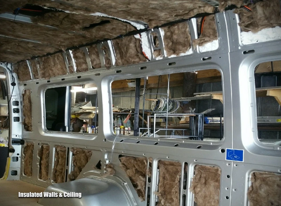 2025 Mercedes-Benz VS30 Sprinter - Image 17 of 18