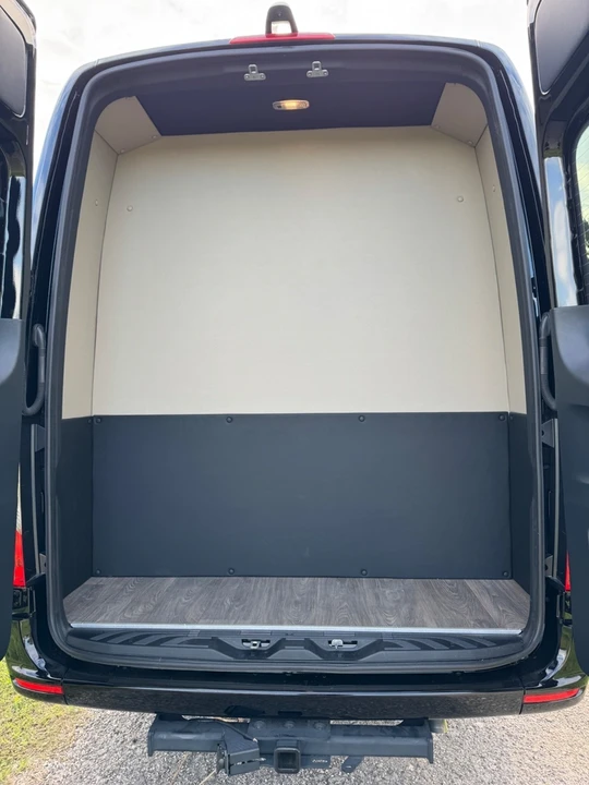 2025 Mercedes-Benz VS30 Sprinter - Image 12 of 18