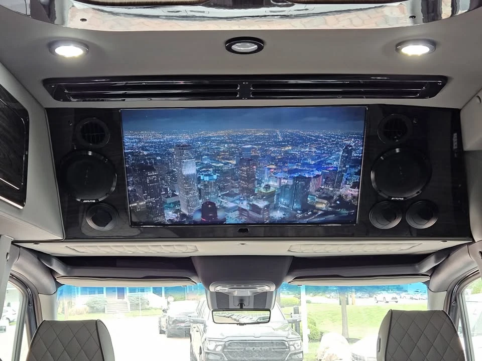 2025 Mercedes-Benz VS30 Sprinter - Image 16 of 20