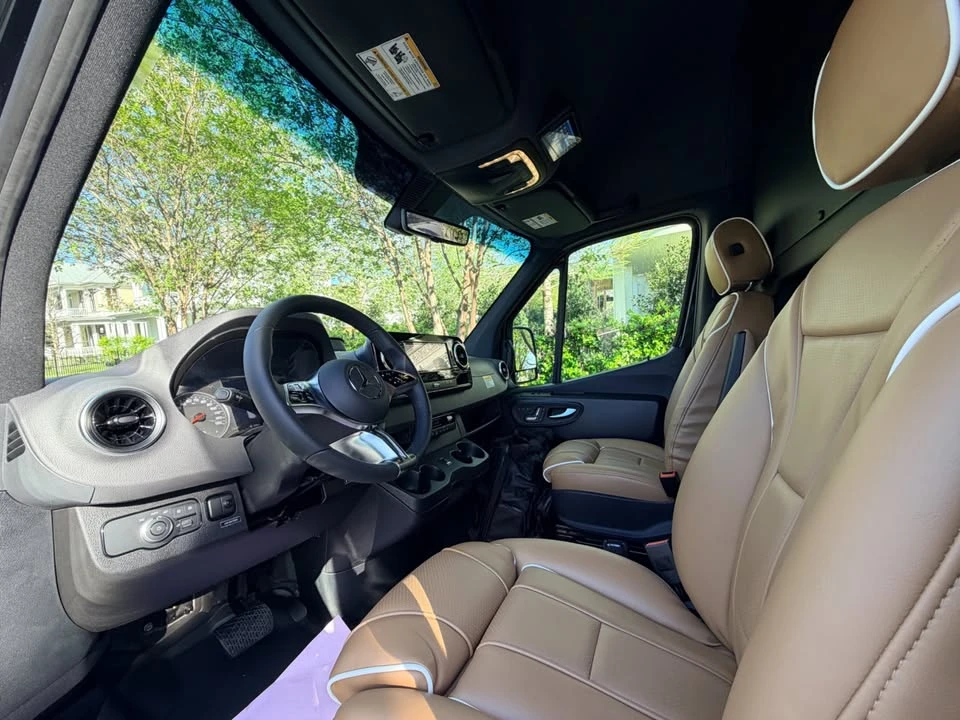 2025 Mercedes-Benz VS30 Sprinter - Image 12 of 13