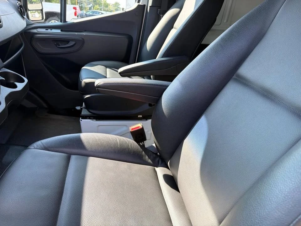 2025 Mercedes-Benz VS30 Sprinter - Image 12 of 18