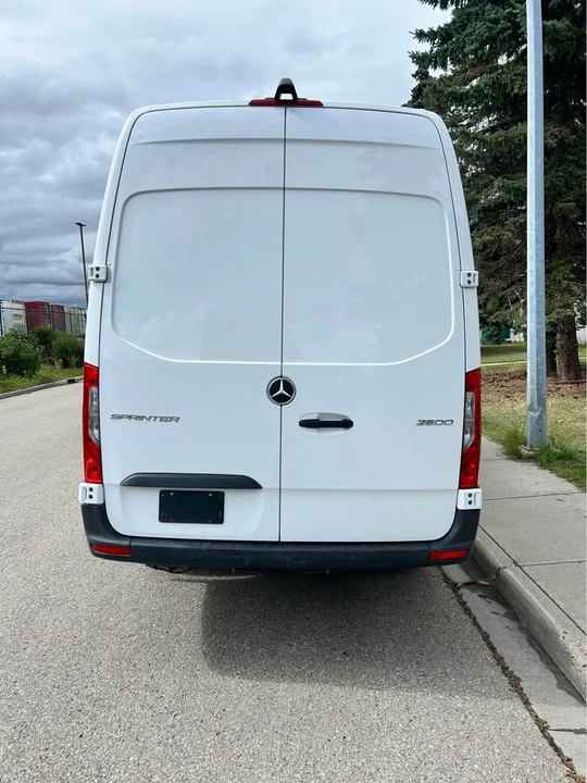 2025 Mercedes-Benz VS30 Sprinter - Image 4 of 11