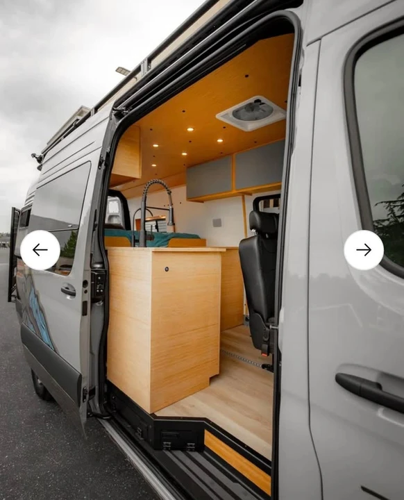 2025 Mercedes-Benz VS30 Sprinter - Image 10 of 12