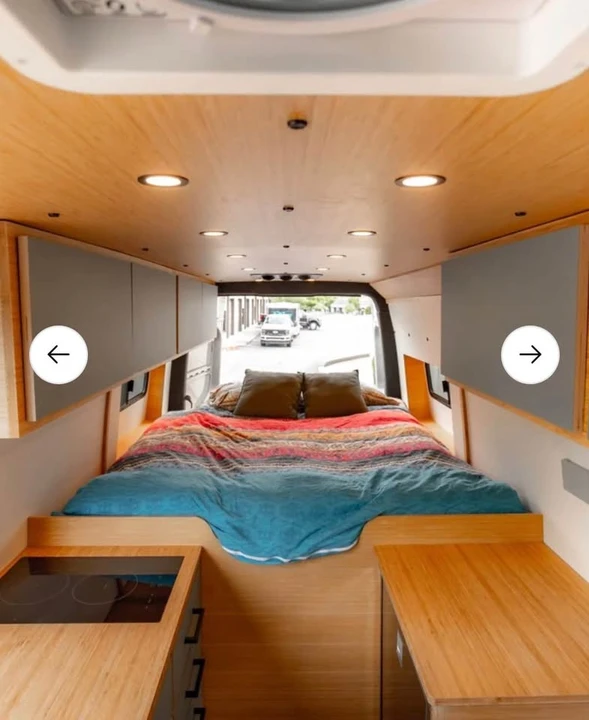 2025 Mercedes-Benz VS30 Sprinter - Image 2 of 12