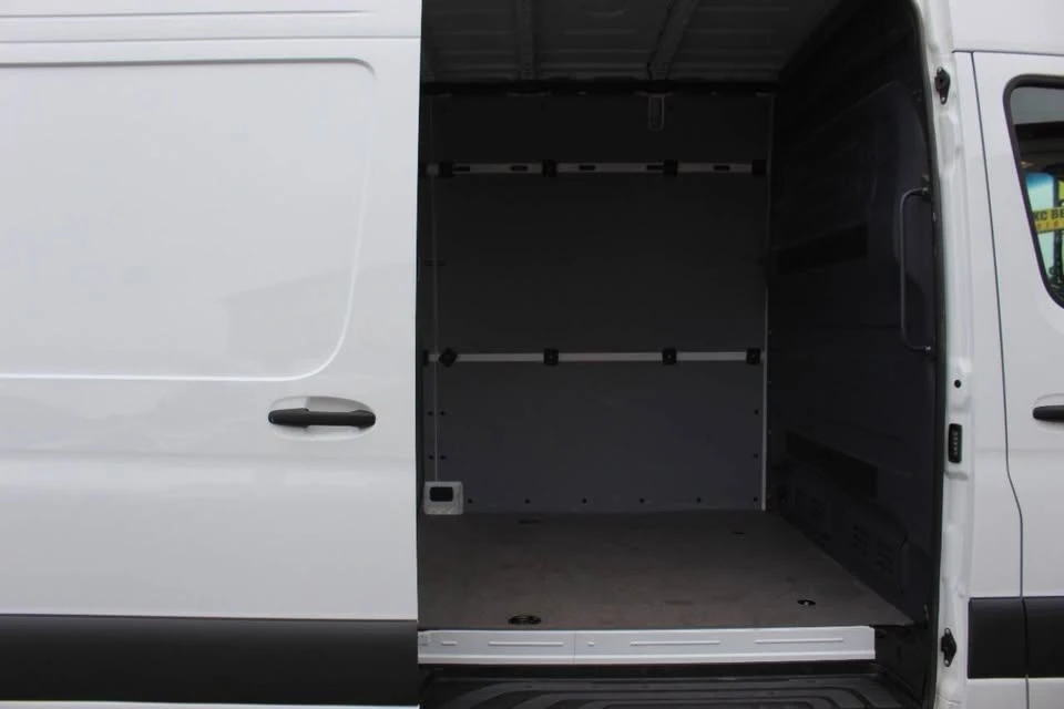 2025 Mercedes-Benz VS30 Sprinter - Image 14 of 20