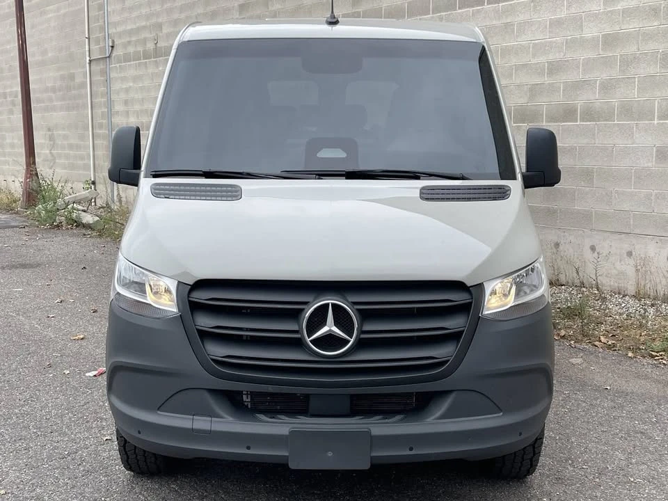 2025 Mercedes-Benz VS30 Sprinter - Image 2 of 19