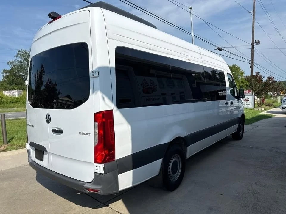 2025 Mercedes-Benz VS30 Sprinter - Image 3 of 10