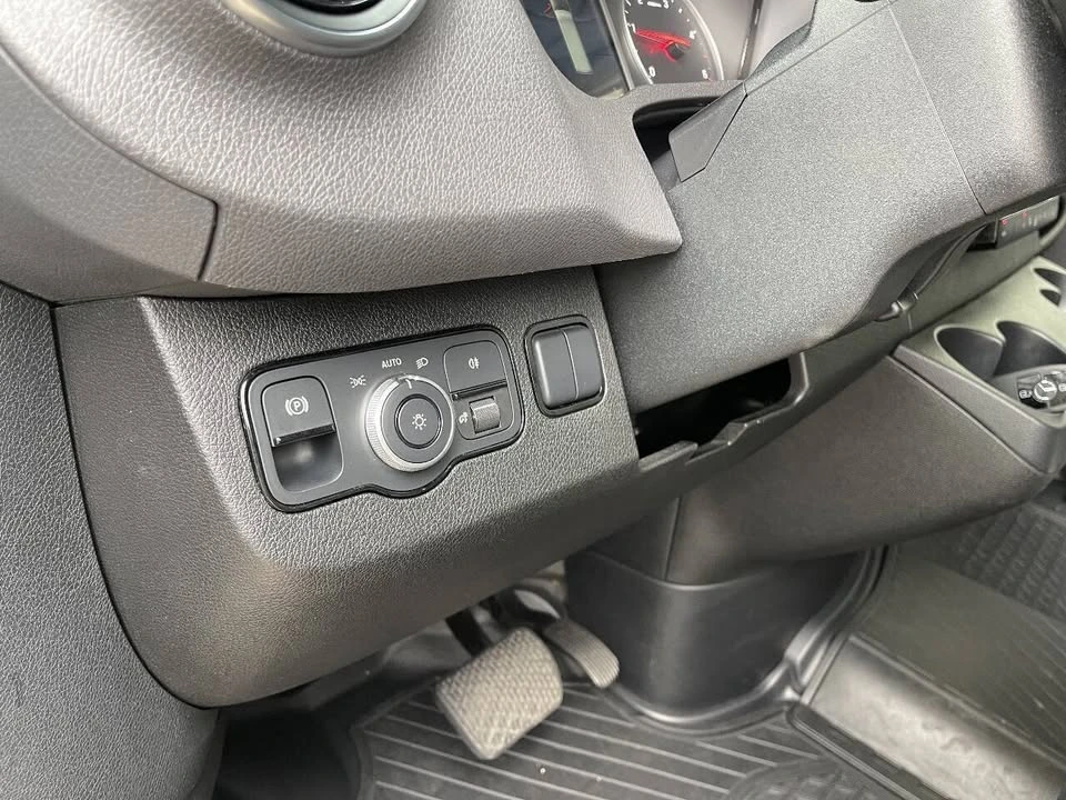 2025 Mercedes-Benz VS30 Sprinter - Image 8 of 19