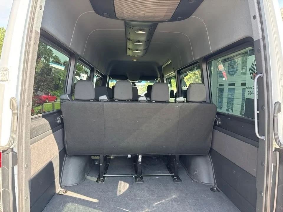 2025 Mercedes-Benz VS30 Sprinter - Image 8 of 10
