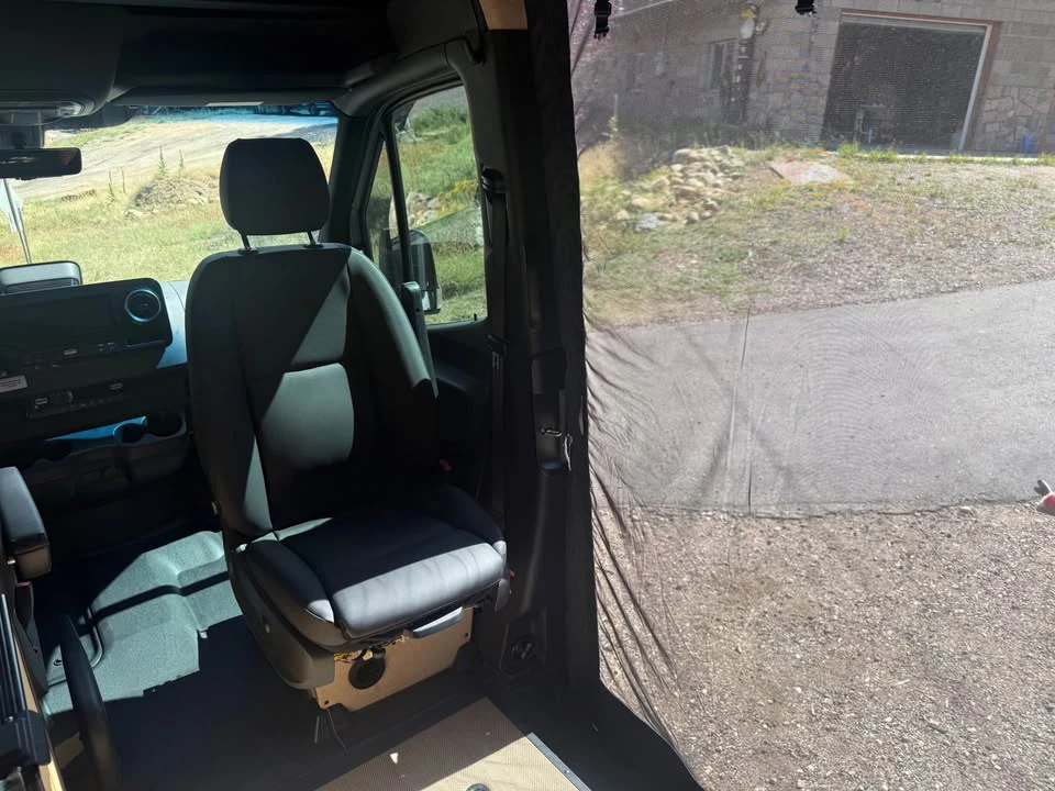 2025 Mercedes-Benz VS30 Sprinter - Image 13 of 14