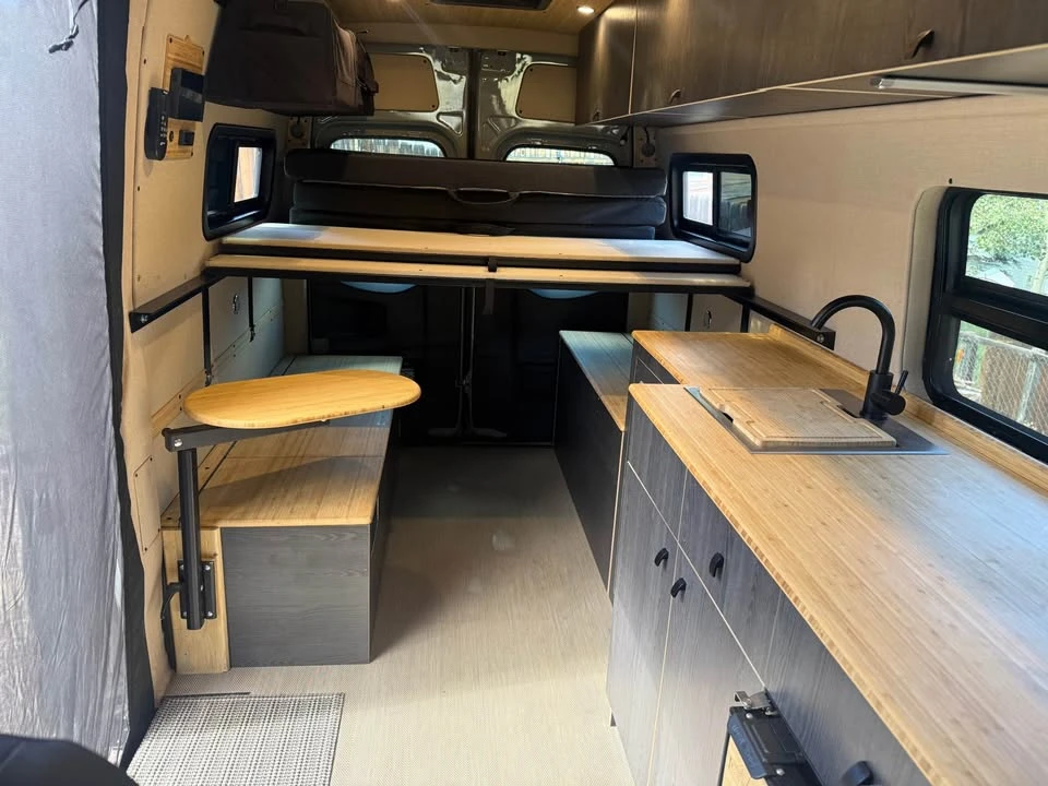 2025 Mercedes-Benz VS30 Sprinter - Image 6 of 14