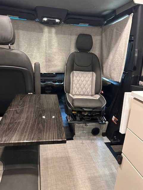 2025 Mercedes-Benz VS30 Sprinter - Image 6 of 19