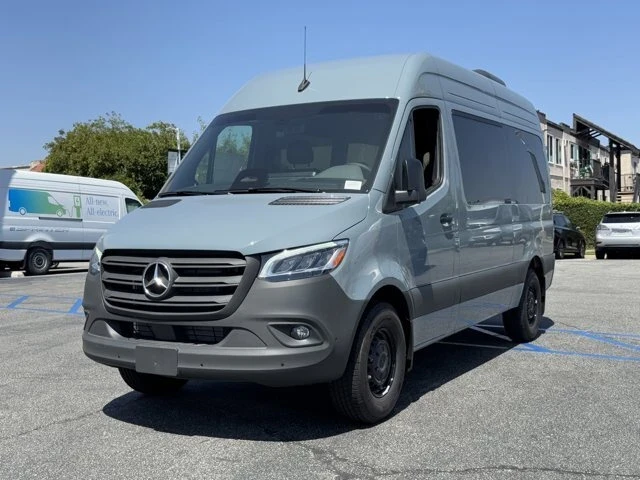 2025 Mercedes-Benz VS30 Sprinter - Image 6 of 12