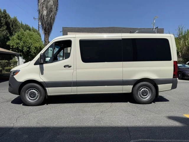 2025 Mercedes-Benz VS30 Sprinter - Image 7 of 12