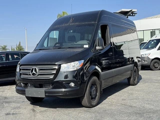 2025 Mercedes-Benz VS30 Sprinter - Image 5 of 12