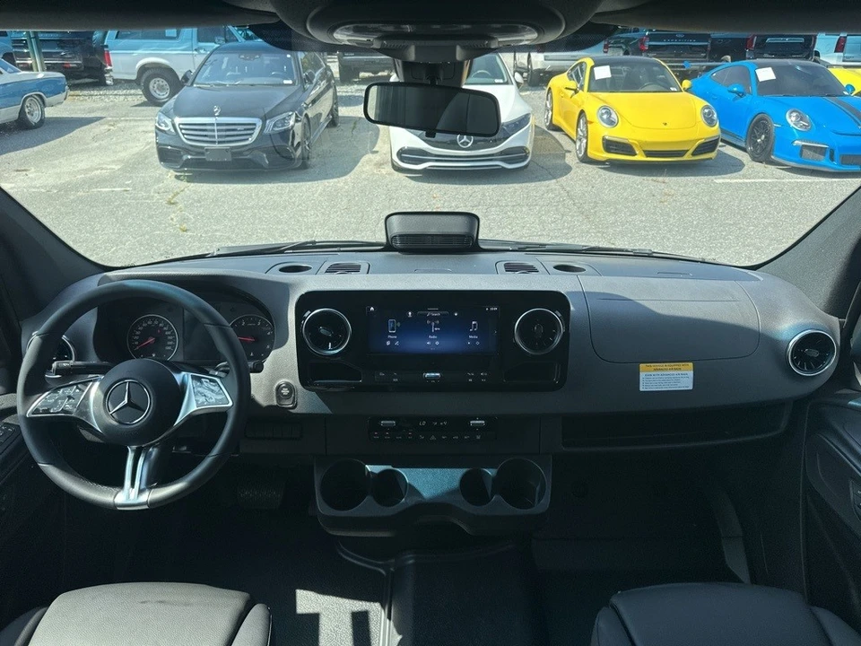 2025 Mercedes-Benz VS30 Sprinter - Image 12 of 12
