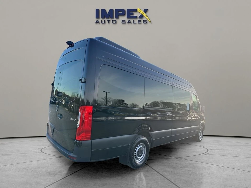2025 Mercedes-Benz VS30 Sprinter - Image 5 of 12