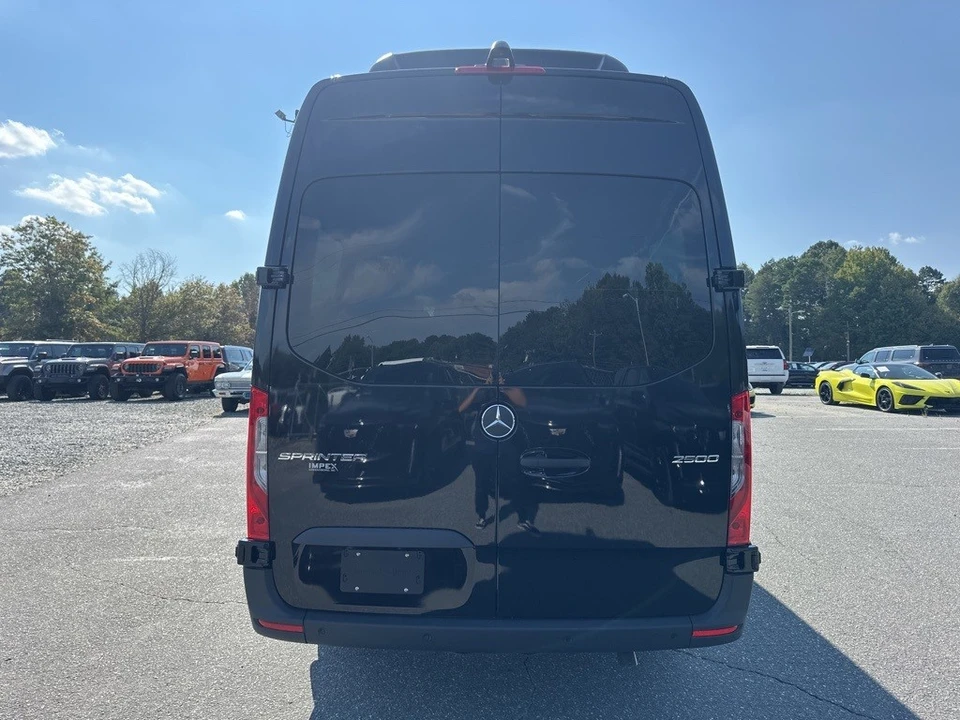 2025 Mercedes-Benz VS30 Sprinter - Image 4 of 12