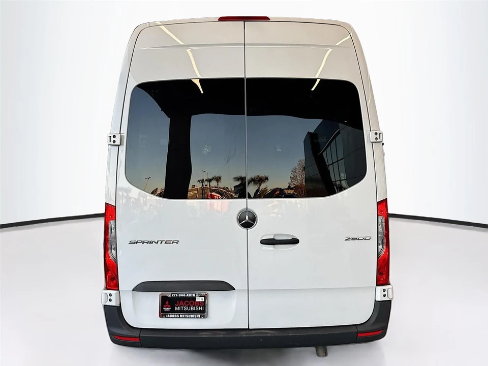 2025 Mercedes-Benz VS30 Sprinter - Image 6 of 16