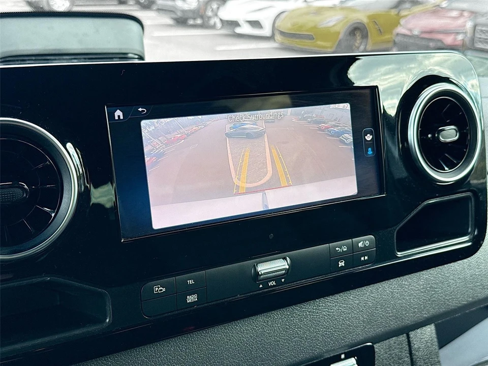 2025 Mercedes-Benz VS30 Sprinter - Image 12 of 21