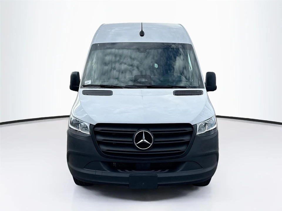 2025 Mercedes-Benz VS30 Sprinter - Image 2 of 21