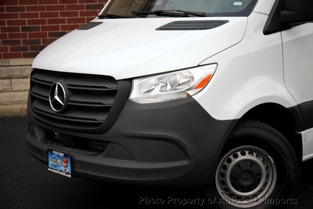 2025 Mercedes-Benz VS30 Sprinter - Image 4 of 12