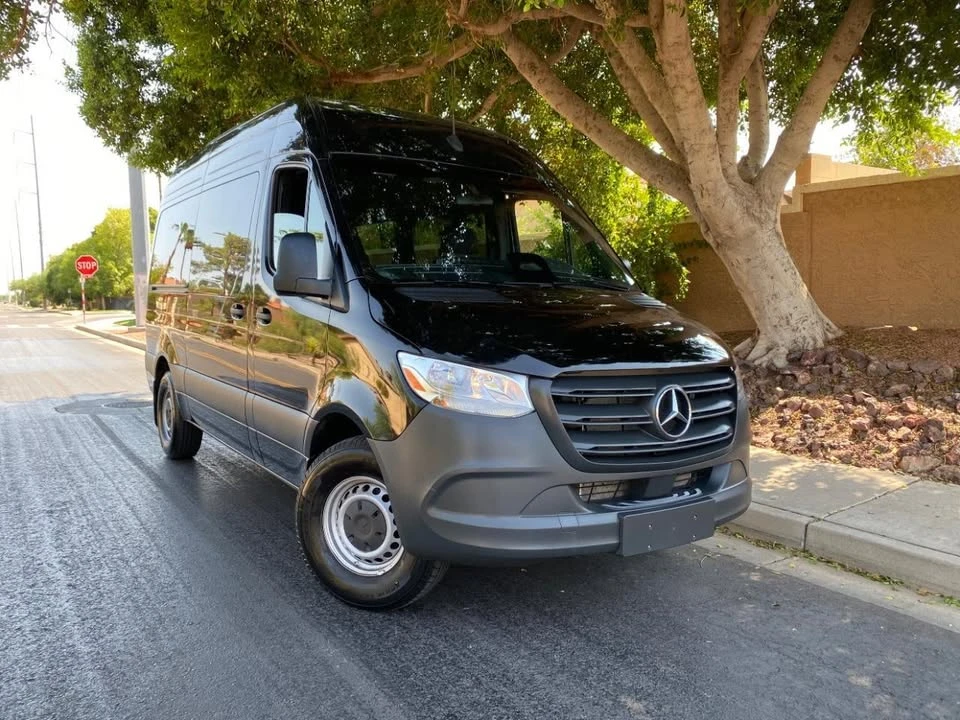 2025 Mercedes-Benz VS30 Sprinter - Image 2 of 20