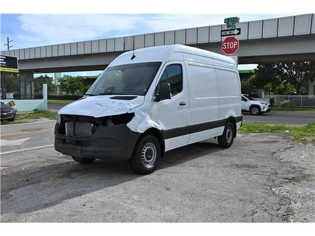 2025 Mercedes-Benz VS30 Sprinter - Image 2 of 19