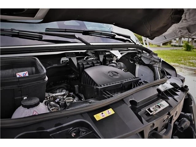 2025 Mercedes-Benz VS30 Sprinter - Image 18 of 19