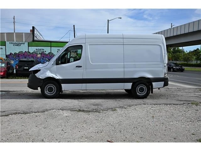 2025 Mercedes-Benz VS30 Sprinter - Image 6 of 19