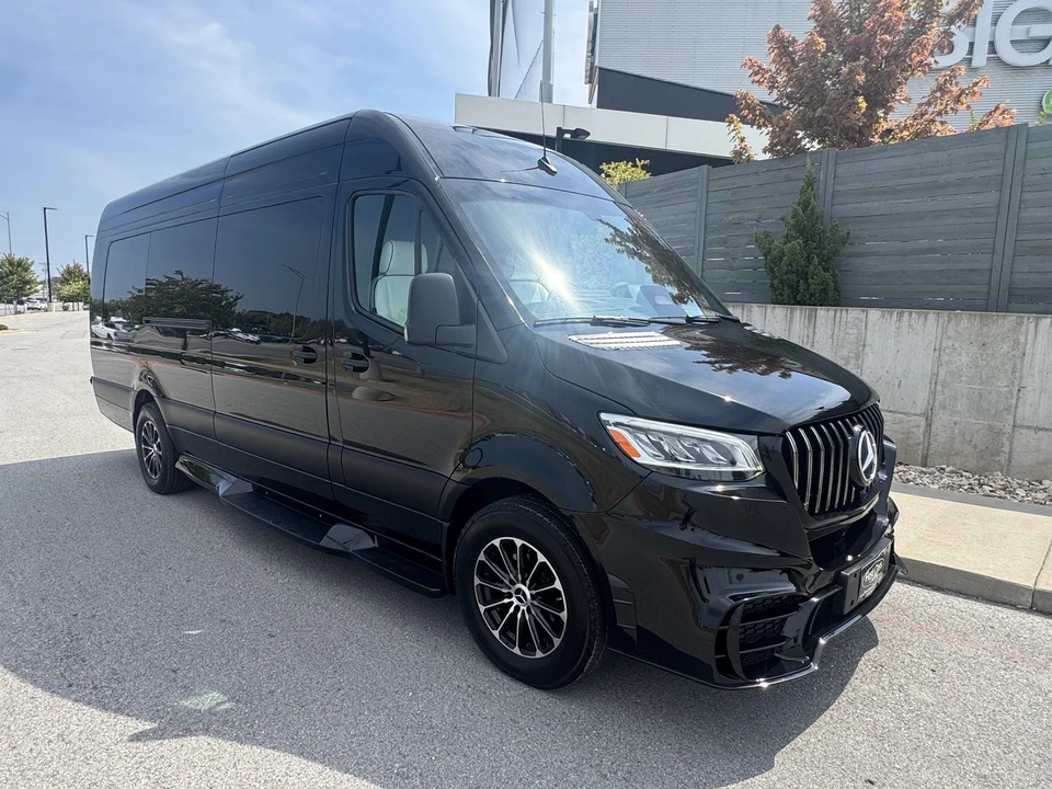 2025 Mercedes-Benz VS30 Sprinter - Image 10 of 20
