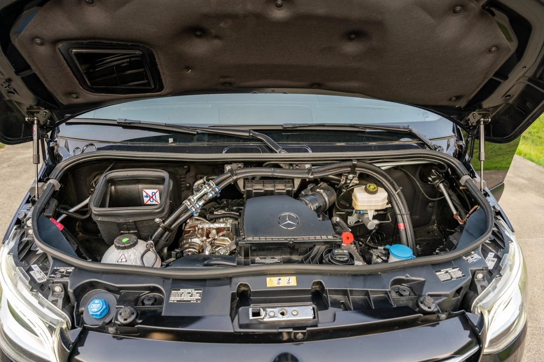 2025 Mercedes-Benz VS30 Sprinter - Image 18 of 21