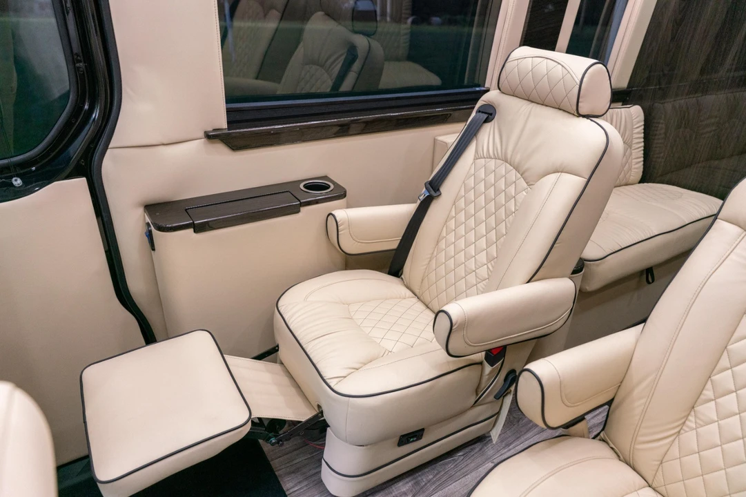 2025 Mercedes-Benz VS30 Sprinter - Image 11 of 21