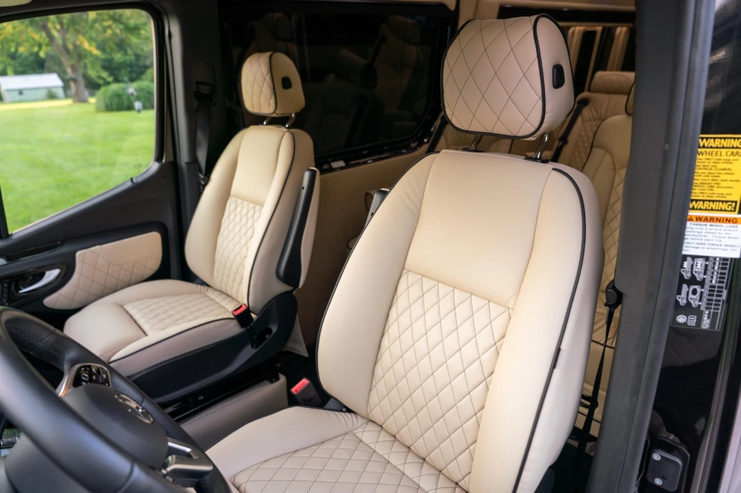 2025 Mercedes-Benz VS30 Sprinter - Image 8 of 21