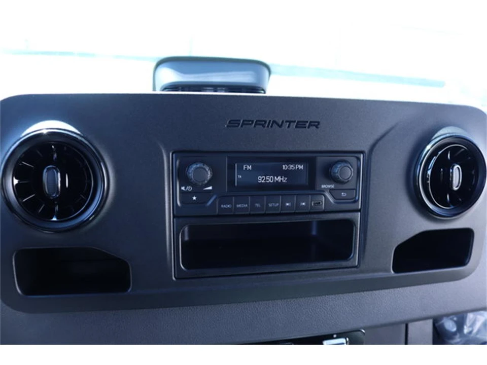 2025 Mercedes-Benz VS30 Sprinter - Image 11 of 31