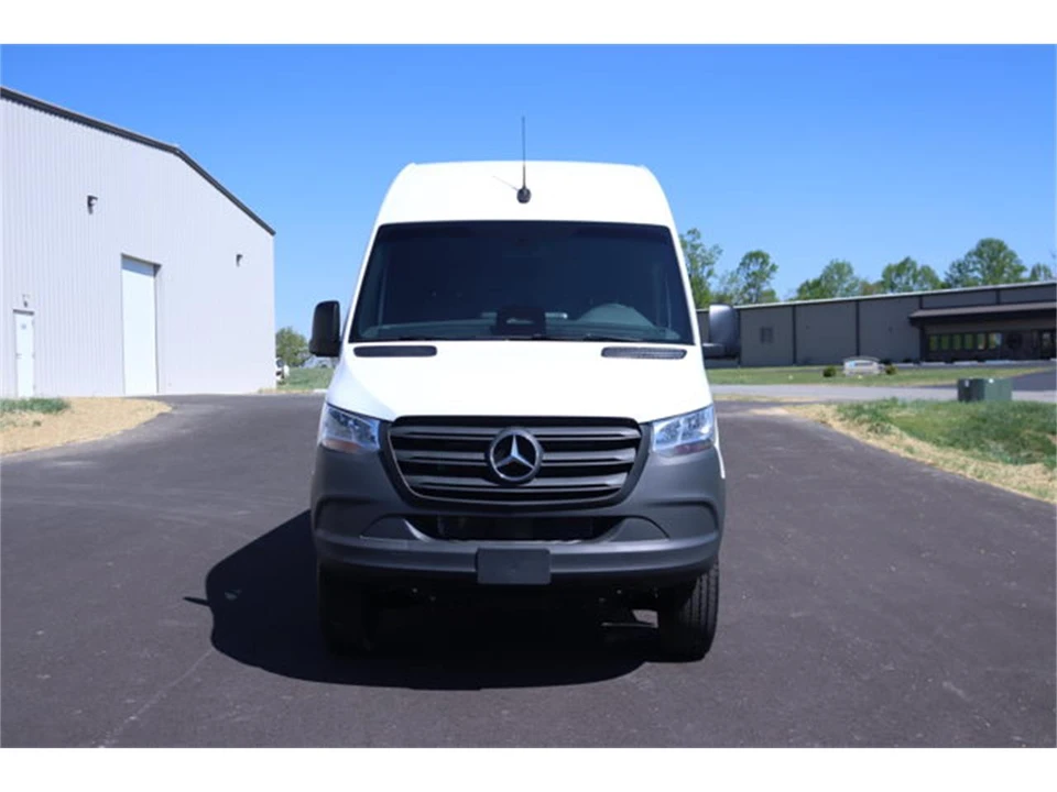 2025 Mercedes-Benz VS30 Sprinter - Image 3 of 31