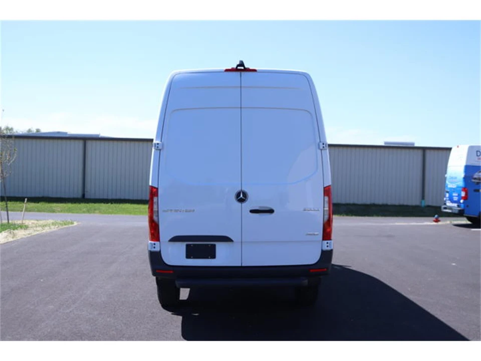 2025 Mercedes-Benz VS30 Sprinter - Image 6 of 31