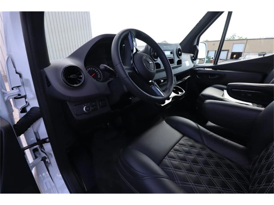 2025 Mercedes-Benz VS30 Sprinter - Image 7 of 31