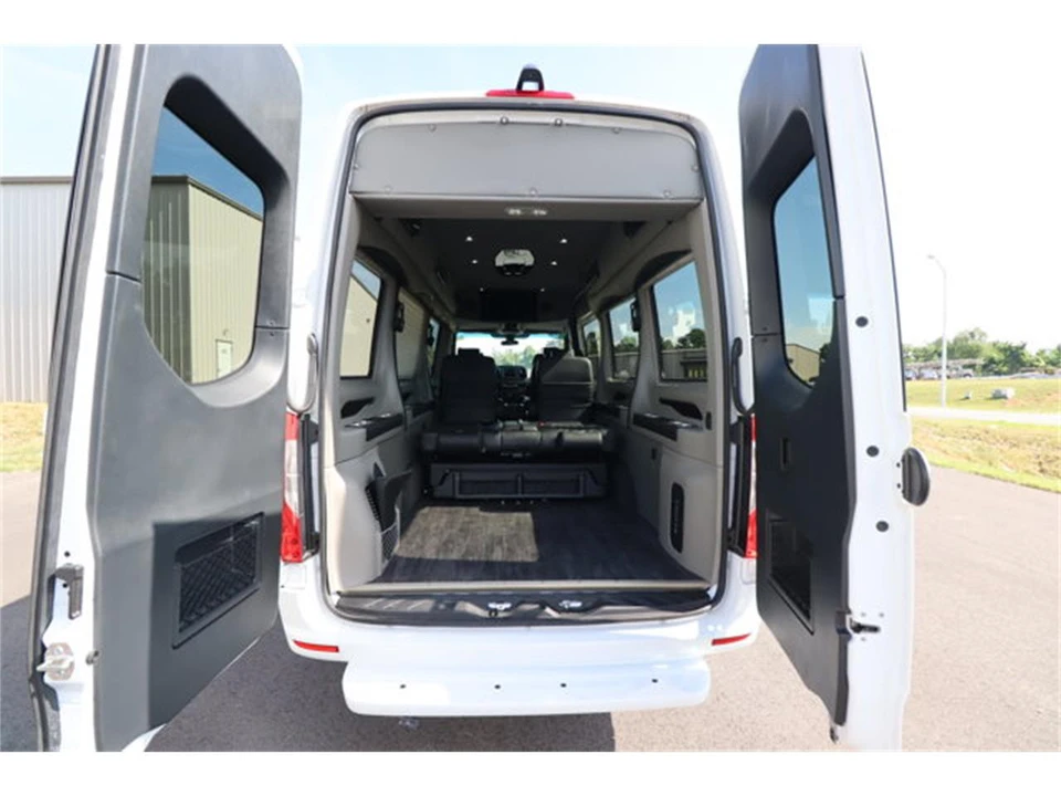 2025 Mercedes-Benz VS30 Sprinter - Image 27 of 31