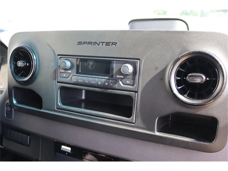 2025 Mercedes-Benz VS30 Sprinter - Image 10 of 31