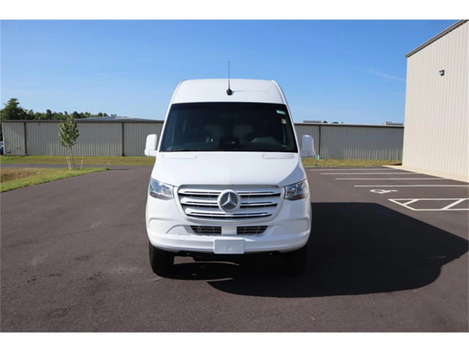2025 Mercedes-Benz VS30 Sprinter - Image 3 of 31