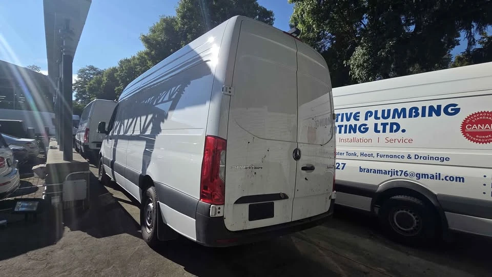 2025 Mercedes-Benz VS30 Sprinter - Image 5 of 14