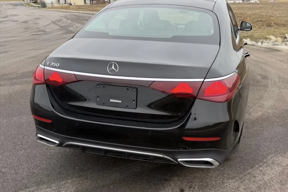 2025 Mercedes-Benz W214 E-Class - Image 2 of 3