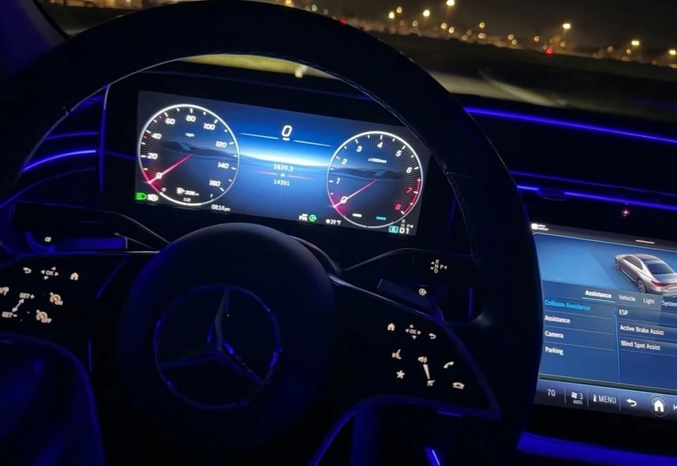 2025 Mercedes-Benz W214 E-Class - Image 3 of 3