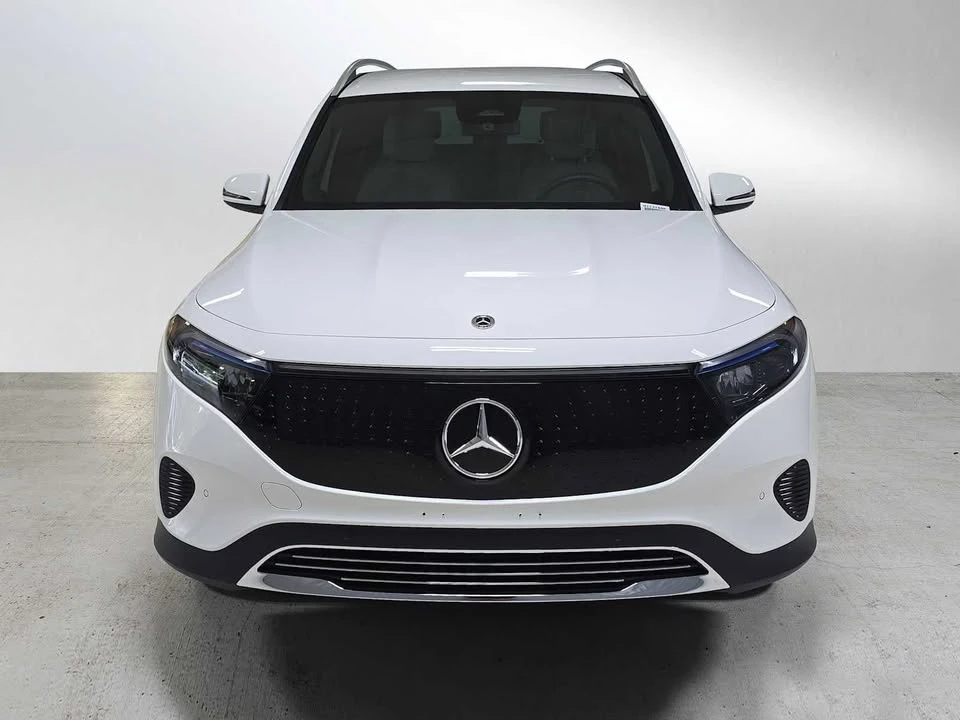 2025 Mercedes-Benz EQB - Image 8 of 20